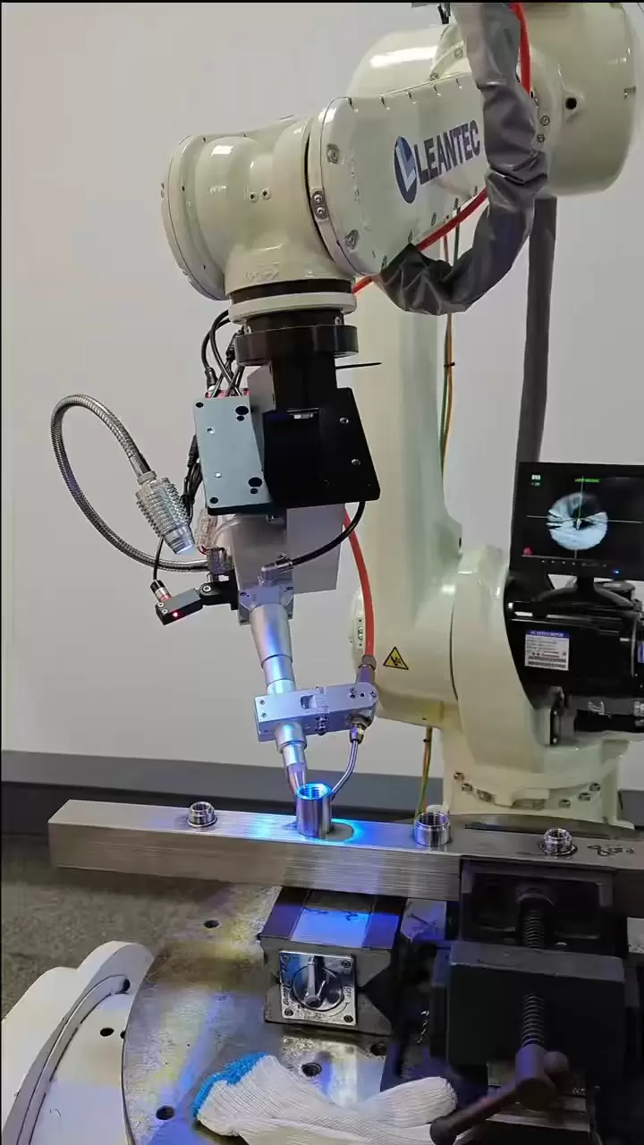 Robot Welding
