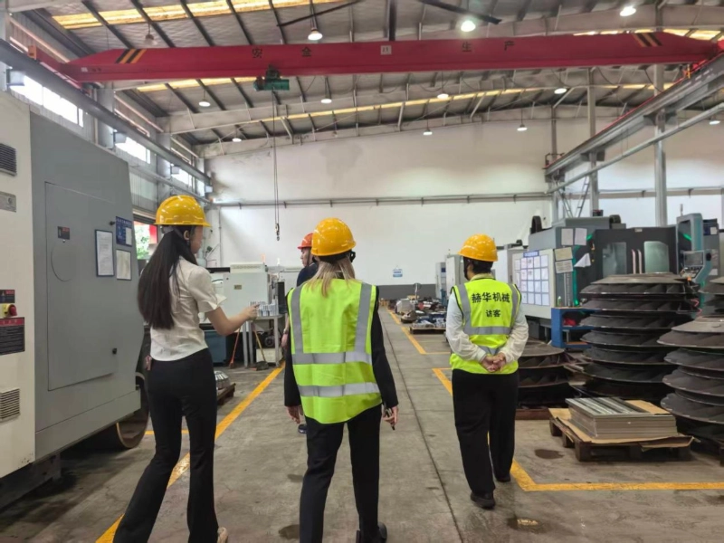 Hehua Machinery discusses wind power and industrial generator components with Flender Hehua Machinery discusses wind power and industrial generator components with Flender